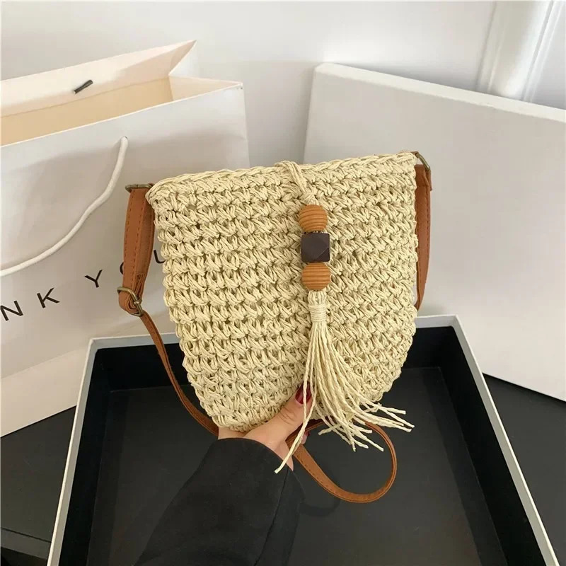 Women Handmade Straw Woven Small Bucket Bag Fashion Crossbody Shoulder Ladies Simple n Handbag Summer Travel Beach Bag 250624