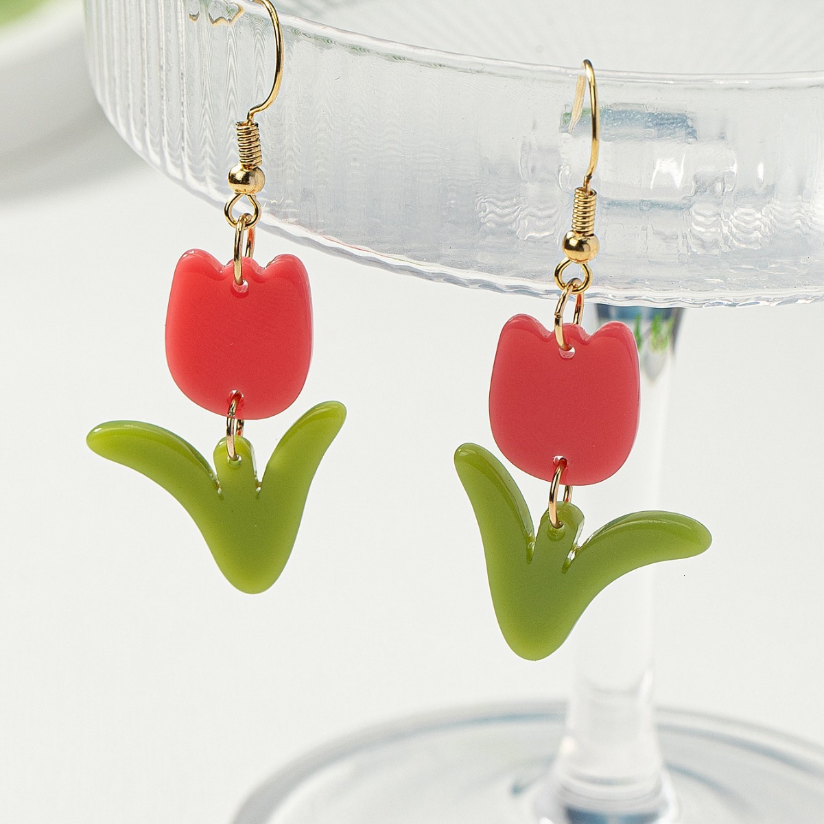 1 Pair of Pink Tulip Earrings Fresh Sweet Cute Delicate Small Acrylic Material Ins Style