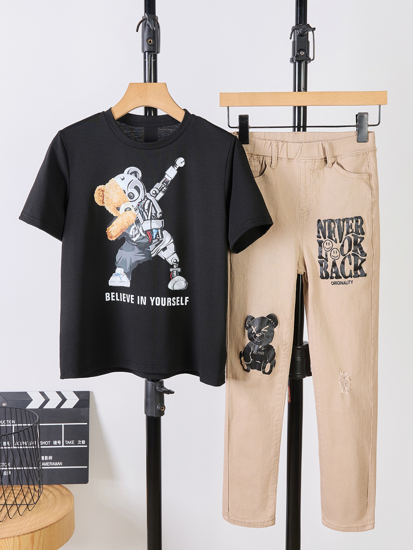 Children's Short Sleeve T-Shirt with Khaki Pants Set - Boys' Summer Fashion Casual Outfit