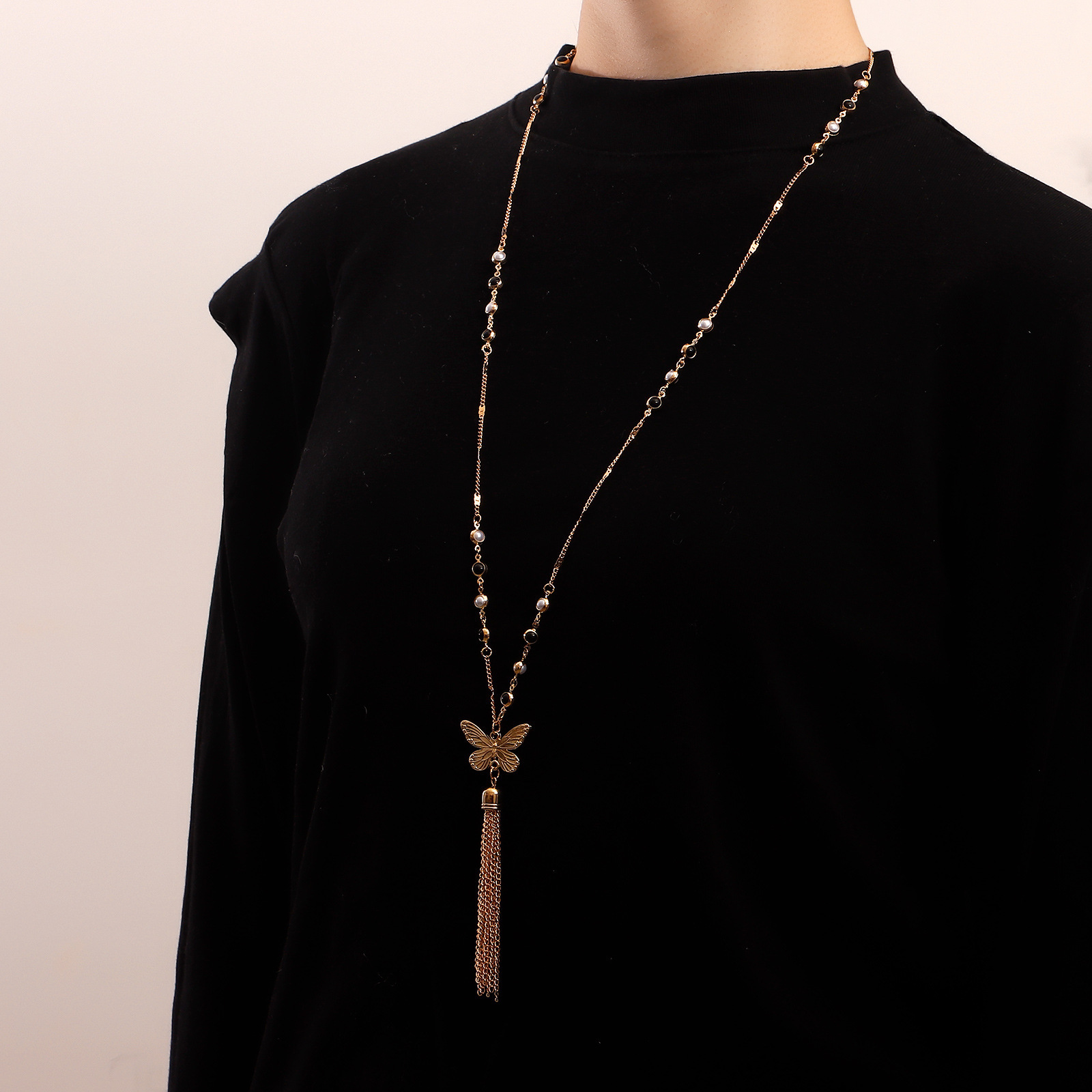 Trendy Accessories Minimalist Butterfly Long Tassel Necklace for Women Autumn Winter Niche Design Clavicle Sweater Chain Jewelry for Women