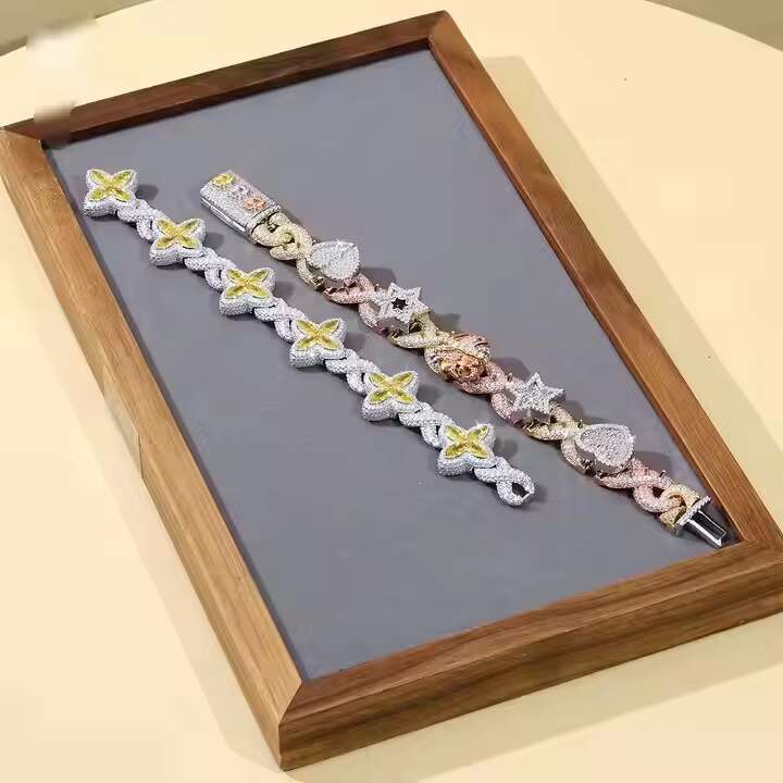 925 Silver Moissanite VVS Lab Diamond Cuban Bracelet Gold Plating for Weddings Gifts Hip Hop Style Iced Jewelry Wholesale Price