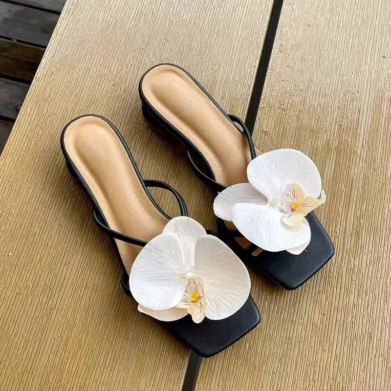 Sexy Open Toe Chunky Heel One-Strap Women Slippers Orchid Flowers Decor Square Toe Sandals Ladies Summer Beach Shoes 250624