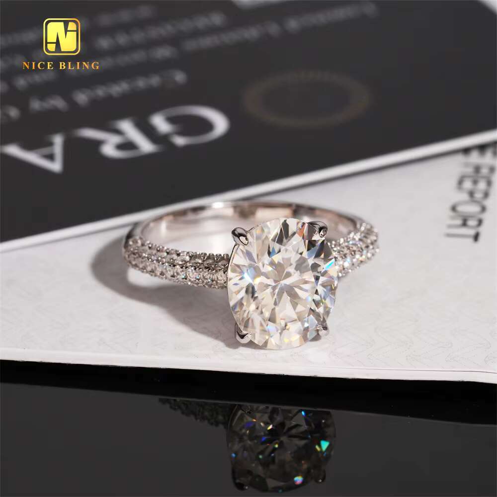 Silver Plated 5ct Oval Cut Diamond Women Wedding Rings Iced Out Women Jewelry 925 Silver Moissanite Engagement Ring for Women
