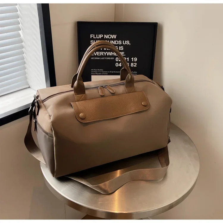 Short distance business trip large capacity commuting luggage bag dry wet separation fitness bag hand-held travel bag 250623