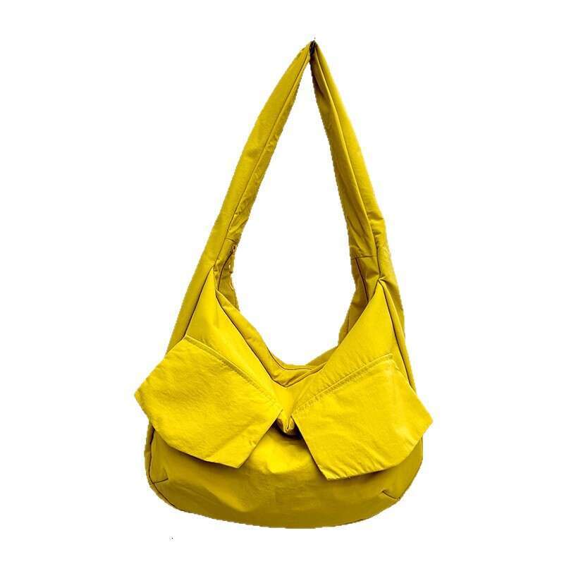 Korean Fashion INS Lightweight Tote for Women Large Capacity Simple Shoulder Relaxed Lazy Style Trendy Crossbody Bag