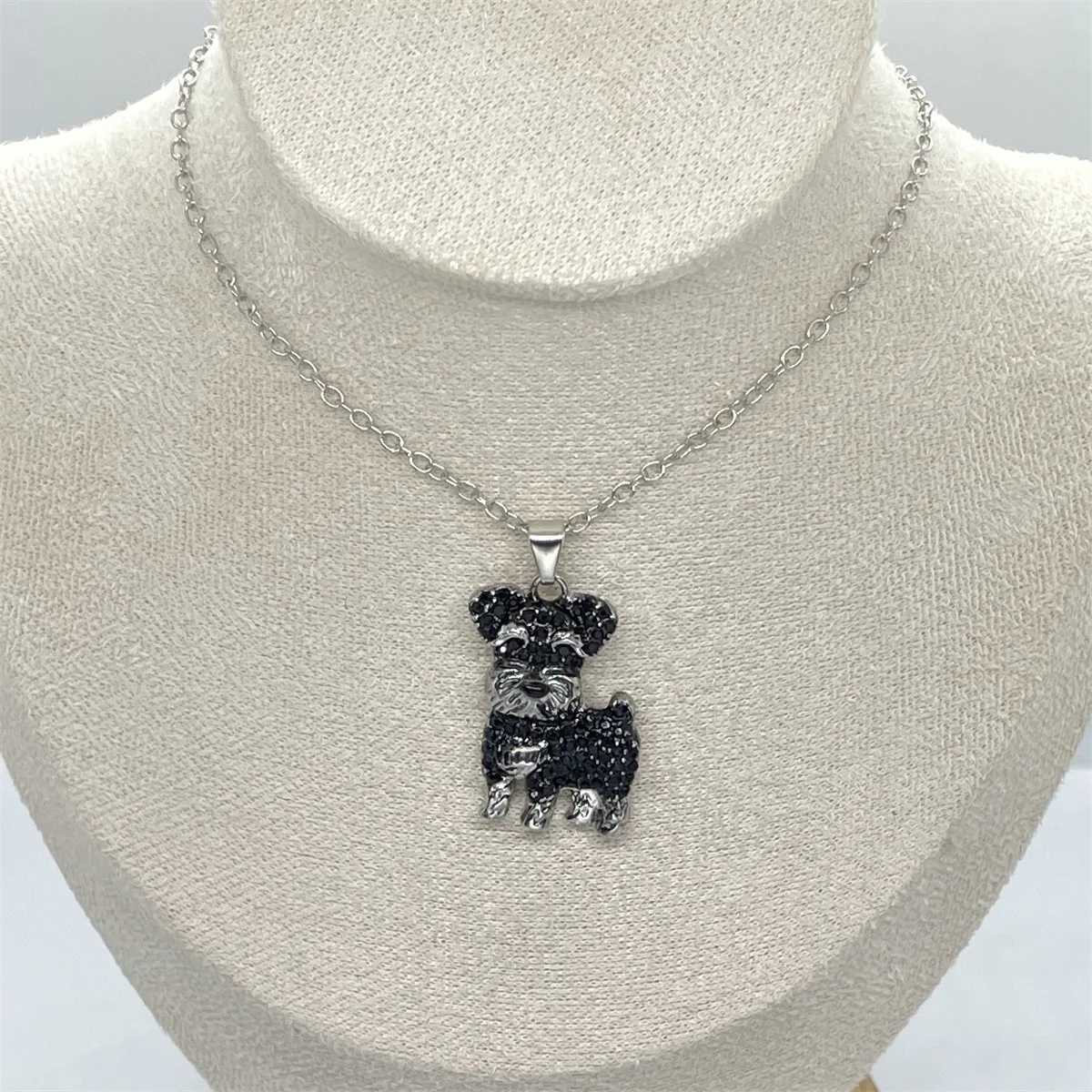 Exquisite and Cute Schnauzer Dog Pendant Necklace for Women Elegant Pet Puppy Jewelry Animal Accessories Dog Lovers Gift V250625