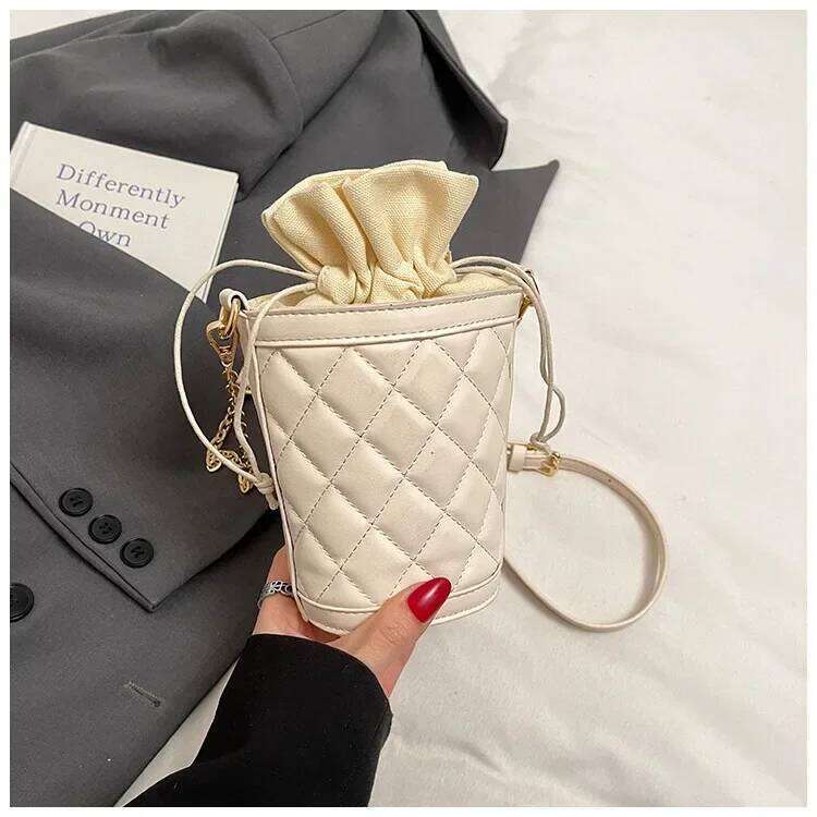 Cute New 2025 Y2k Women Hand Summer Design Tote Bucket Shoulder Female Beach Handbag Designer Bag Woman Gifts