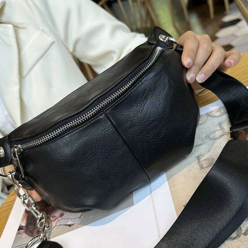 High Quality Black Chest Bag 2025 Hit Genuine Leather Fashion Chain Wide Strap Crossbody New In Casual Trend Female Bags