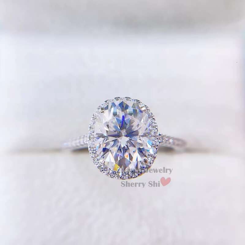 Oval Cut Classic Design 3.15CT Infinity Band Oval Cut Moissanite Diamond Ring for Wedding