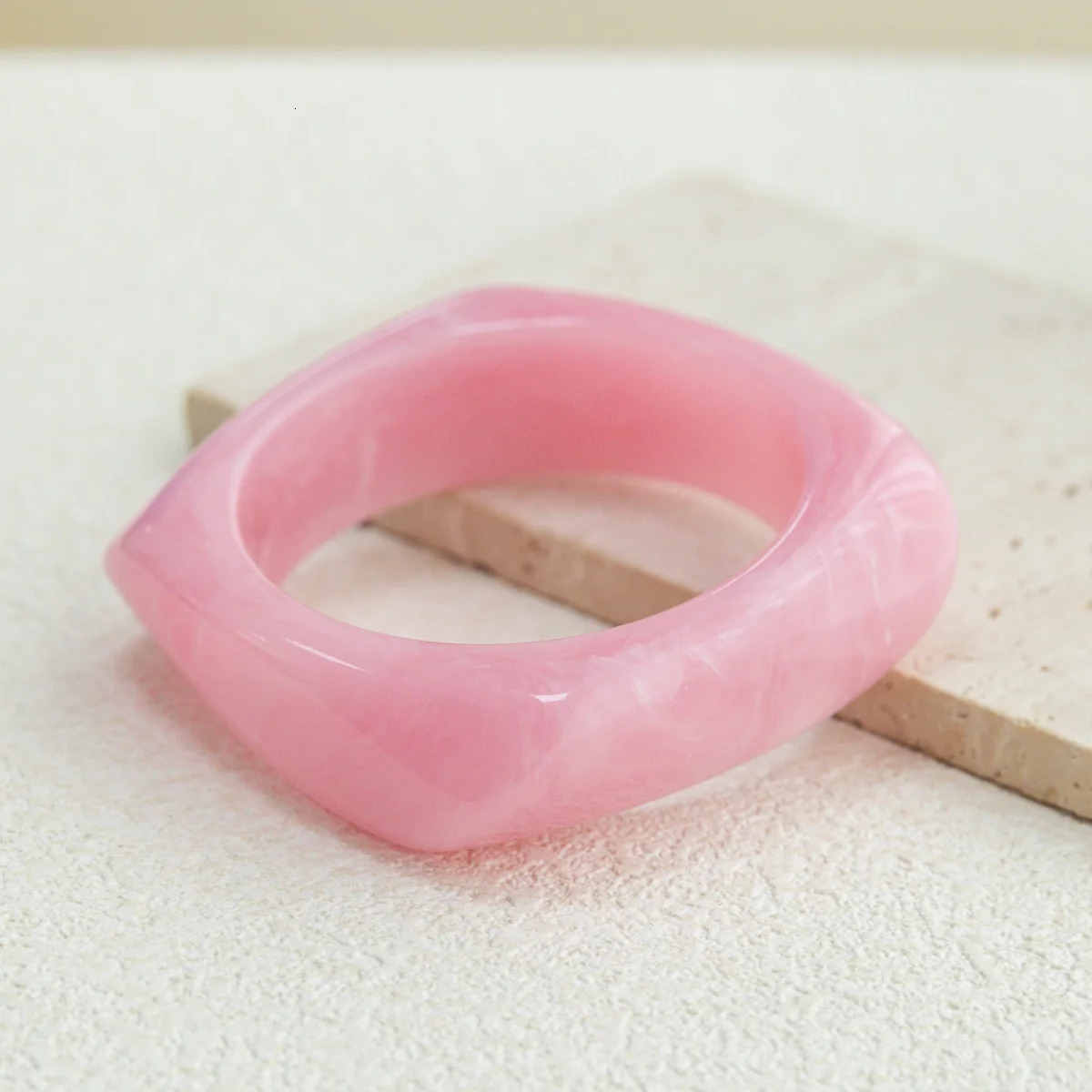 Fashionable Punk Summer Beach Marble Pattern Acrylic Bracelet for Womens Daily Wear and Parties bangles for women 250625