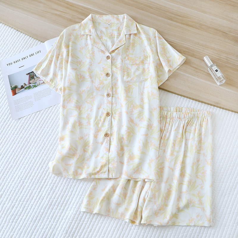Hot selling soft and high-end touching cotton summer sleepwear, women's floral printed satin short sleeved shorts set, comfortable and casual hom