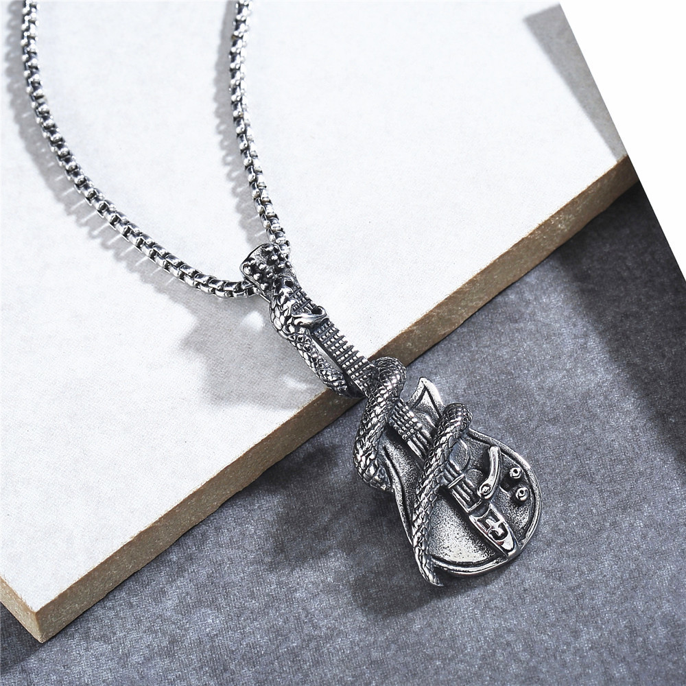 New Domineering Hot Selling European and American Jewelry Personalized Retro Domineering Snake Guitar Men's Titanium Steel Pendant Necklace