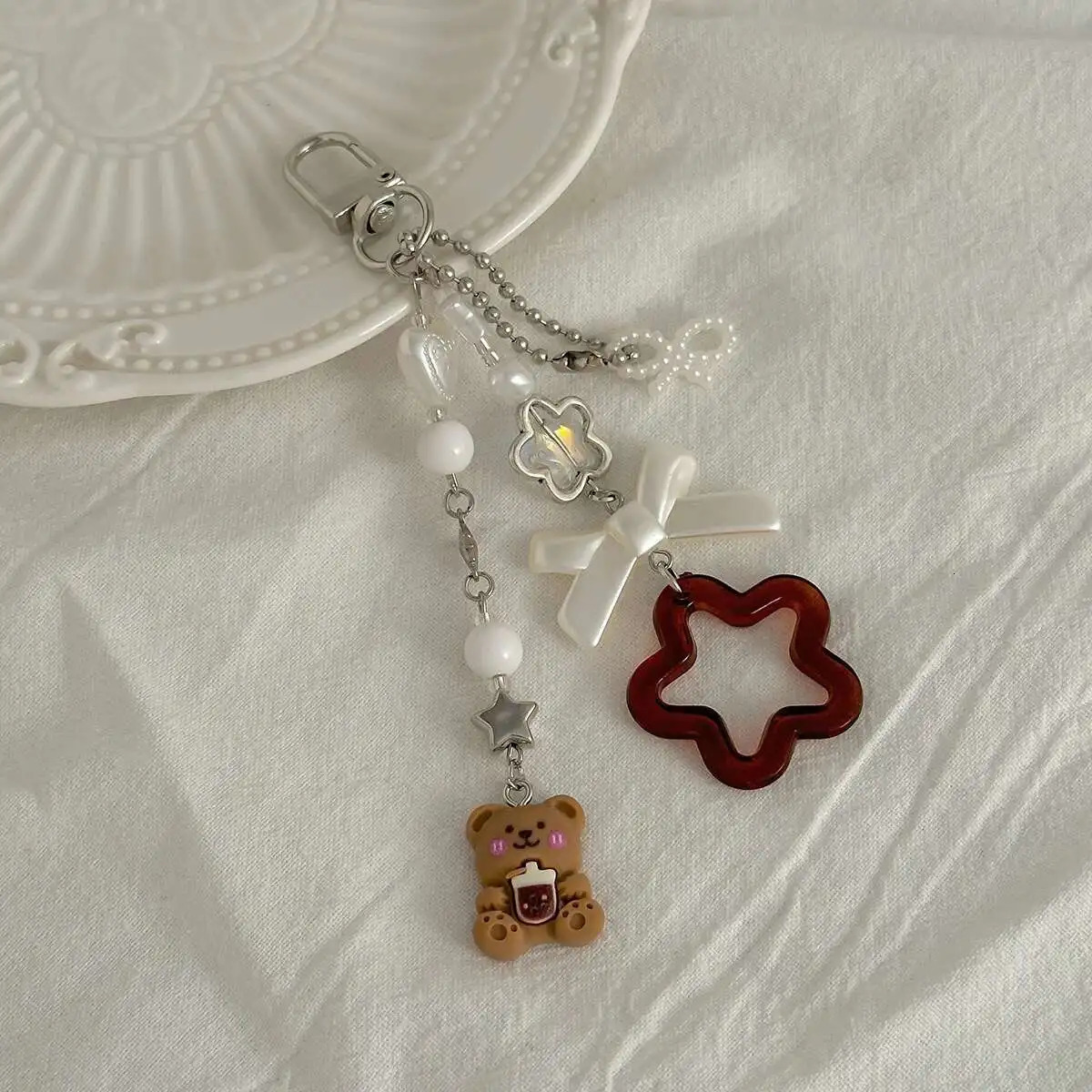 Ingemark Y2K Pretty Strawberry Bowknot Charms Pendant Key Chain for Women Insect Key Ring Jeans Pants Chain Handmade Jewelry 250625