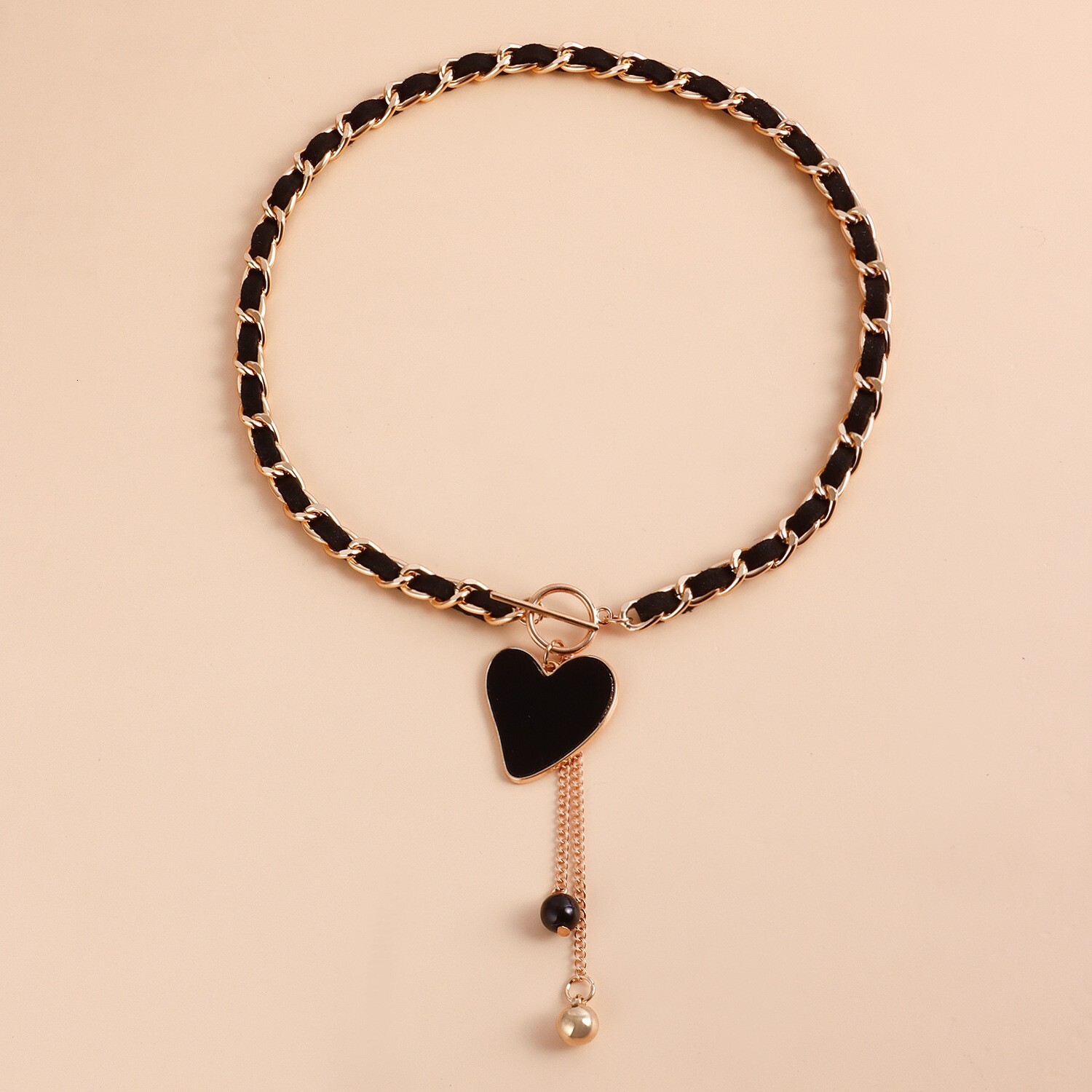 Jewelry Wrapped Veet Black Heart Mother-of-Pearl for Women Minimalist Style Collarbone Chain Tassel Necklace Jewelry for Women