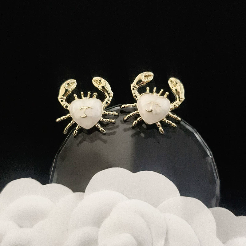 Luxury Crab Stud Earrings for Women Gold Earrings Designer Jewelry Couple Gift