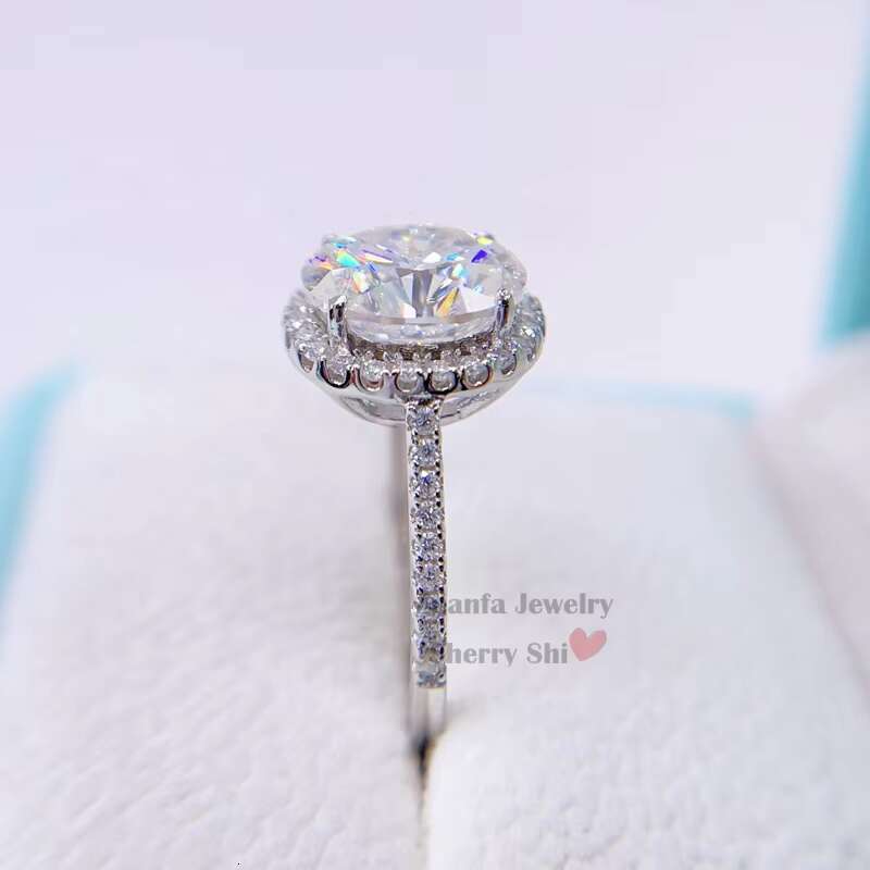 Oval Cut Classic Design 3.15CT Infinity Band Oval Cut Moissanite Diamond Ring for Wedding