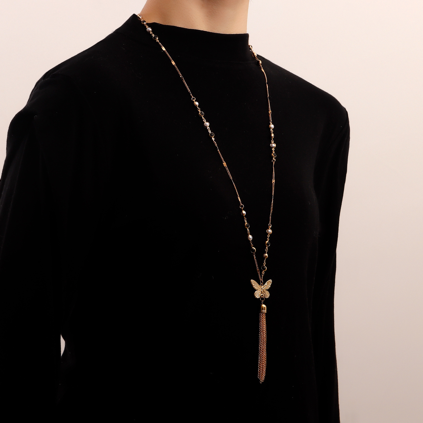 Trendy Accessories Minimalist Butterfly Long Tassel Necklace for Women Autumn Winter Niche Design Clavicle Sweater Chain Jewelry for Women