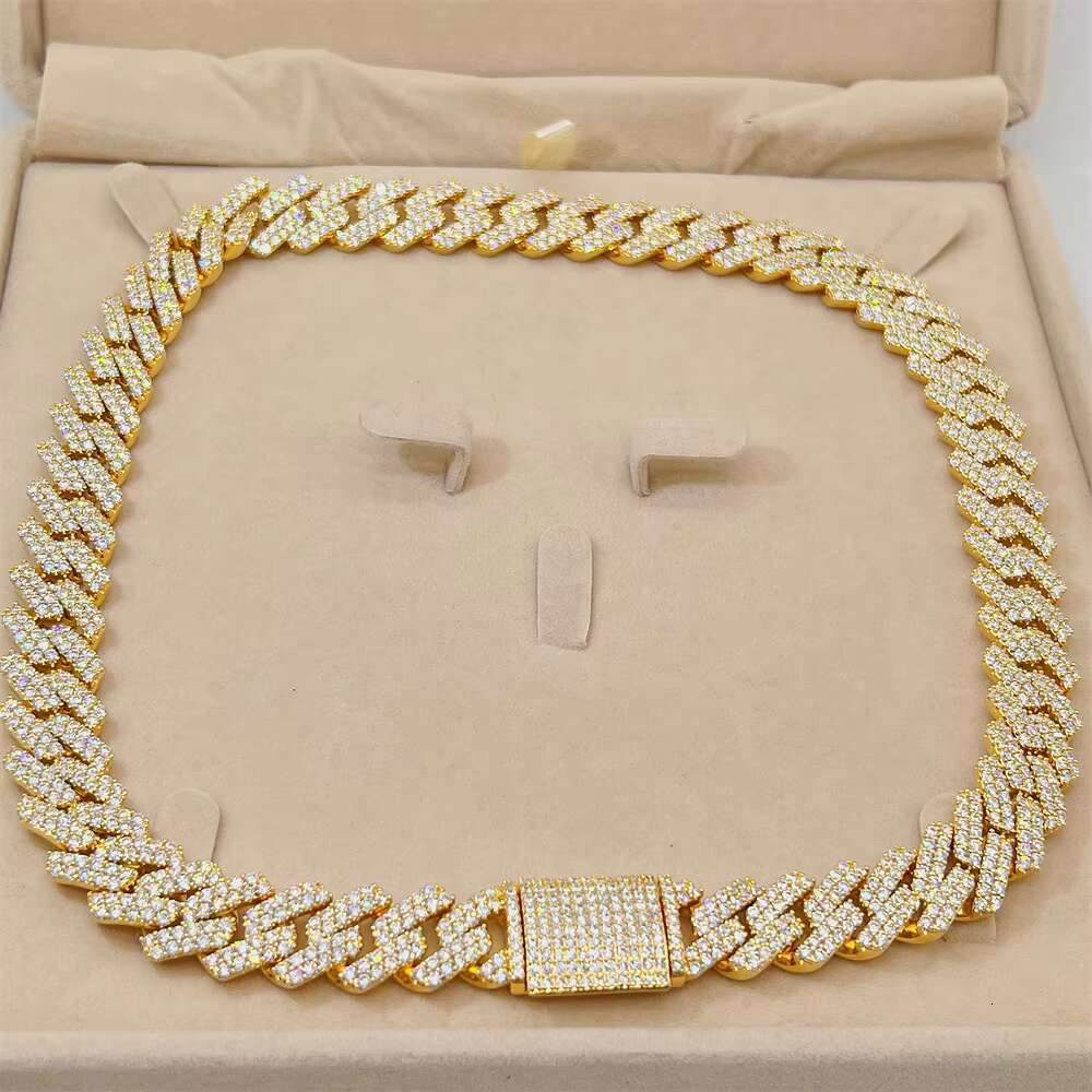 Hip Hop Shining Jewelry Iced Out 15mm Vvs D Color Moissanite Diamond 10k Gold Cuban Link Chain