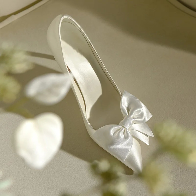 Fashion White Satin Bow Heels Women Pumps Shoes Butterfly High Heels Pumps Elegant Heeled Wedding Shoes 250624