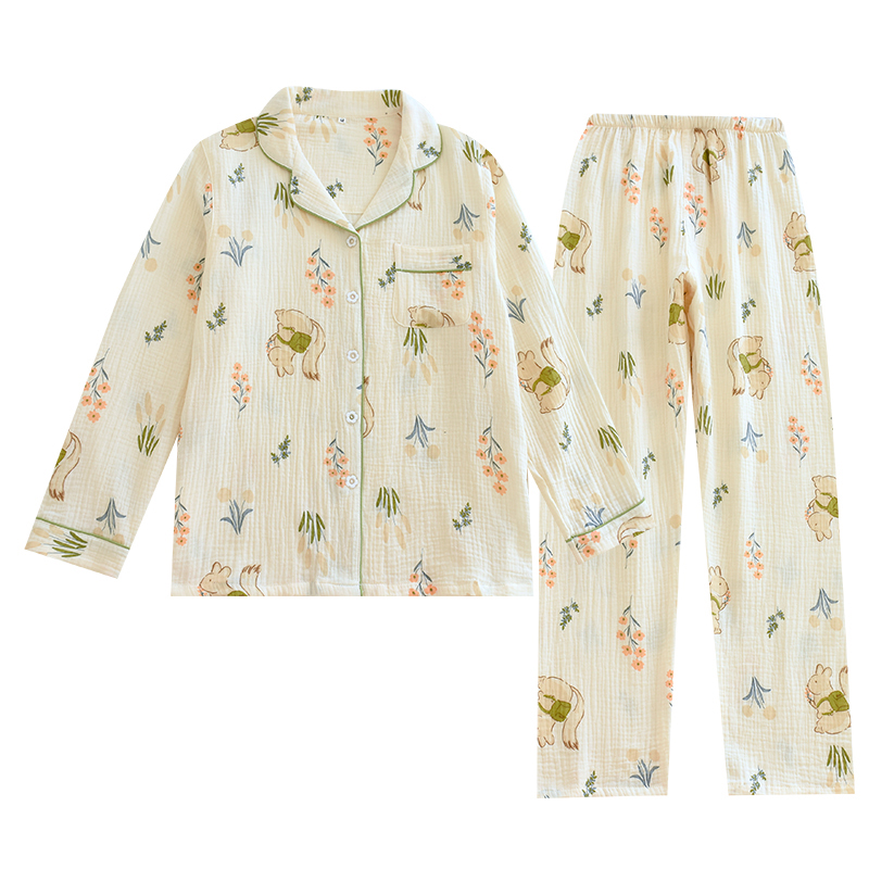 Factory stock women's spring and autumn long sleeved Japanese double-layer crepe fabric soft printed thin long sleeved loose home suit set