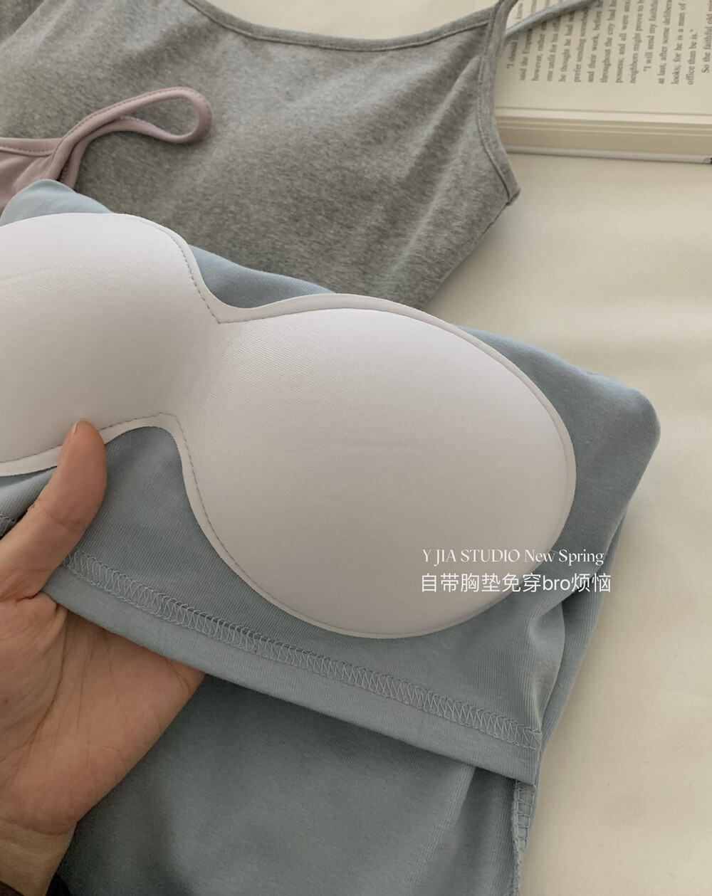 XL105 Hot girl comes with breast pads, slimming and versatile suspender dress