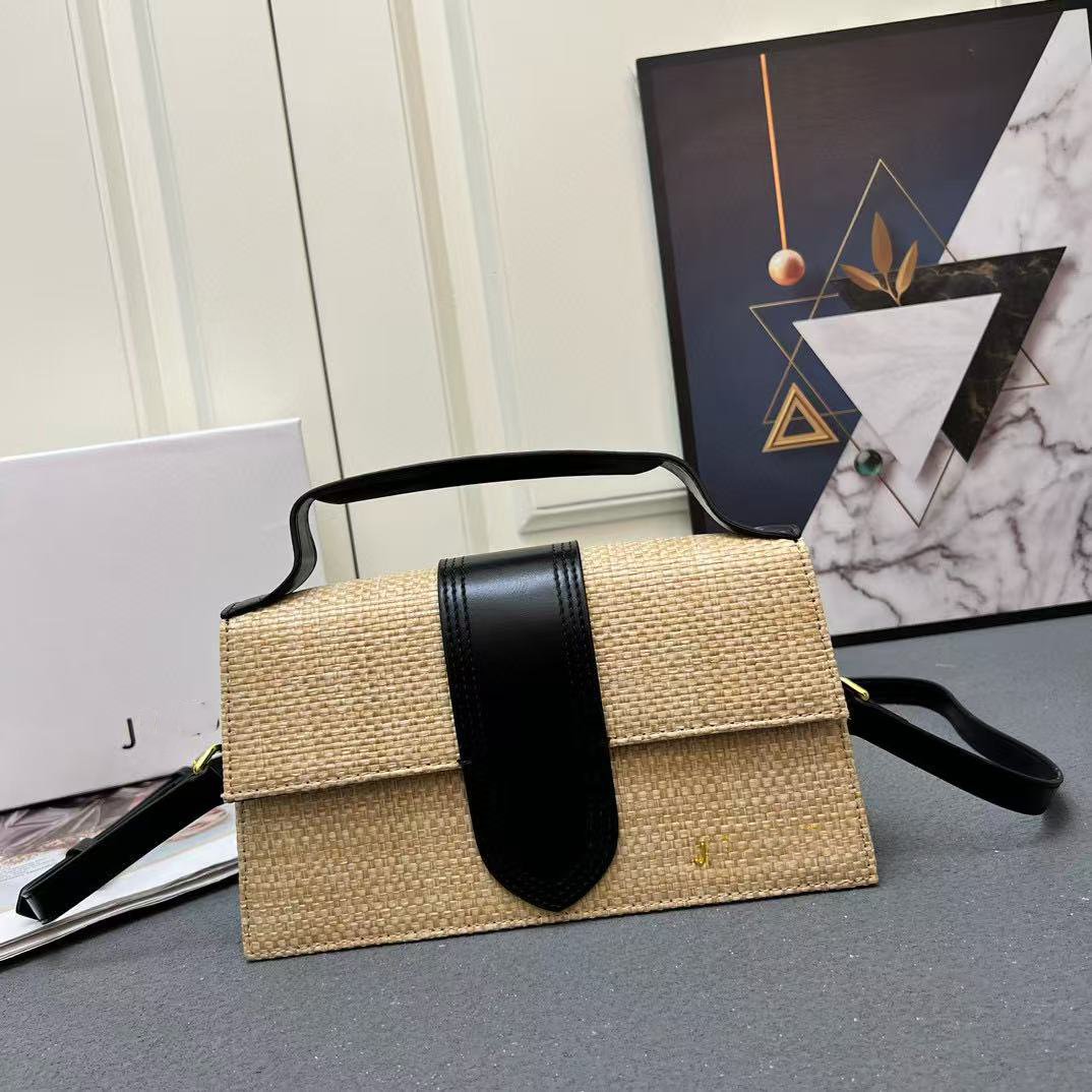 Jaq Designer Beach Bags Grass weave Women Flip Shoulder Bag Straw Tote Bags Fashion Cross Bag Female Niche Design Shoulder Bag First Choice for summer Vacation
