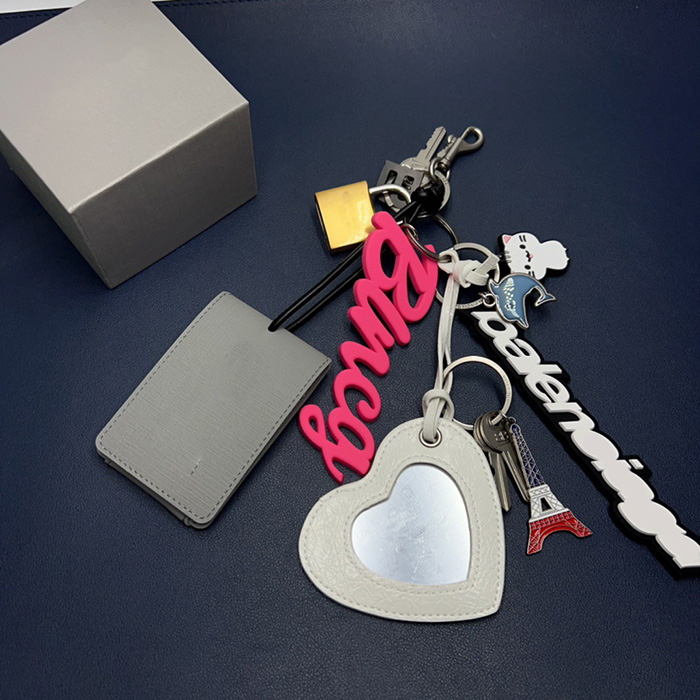 Lock Chain Letter Keychain Handbag Backpack Handheld Crossbody Bag Car Key Product Fashion Decoration Accessories Rodeo Bag 43e11w Z251125