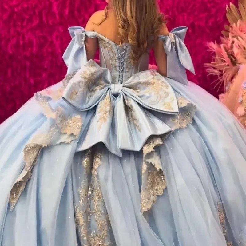 Sky Blue Shiny Princess Quinceanera Dresses Off-Shoulder Bow Ruffle Appliques Lace Beads Tull Sweet 16 Dress Vestidos 15 De XV Anos