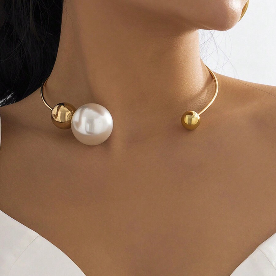 Japanese And Korean Minimalist Design Sense Women S Choker Personality Inlaid Pearl Alloy Necklace High End Clavicle Chain