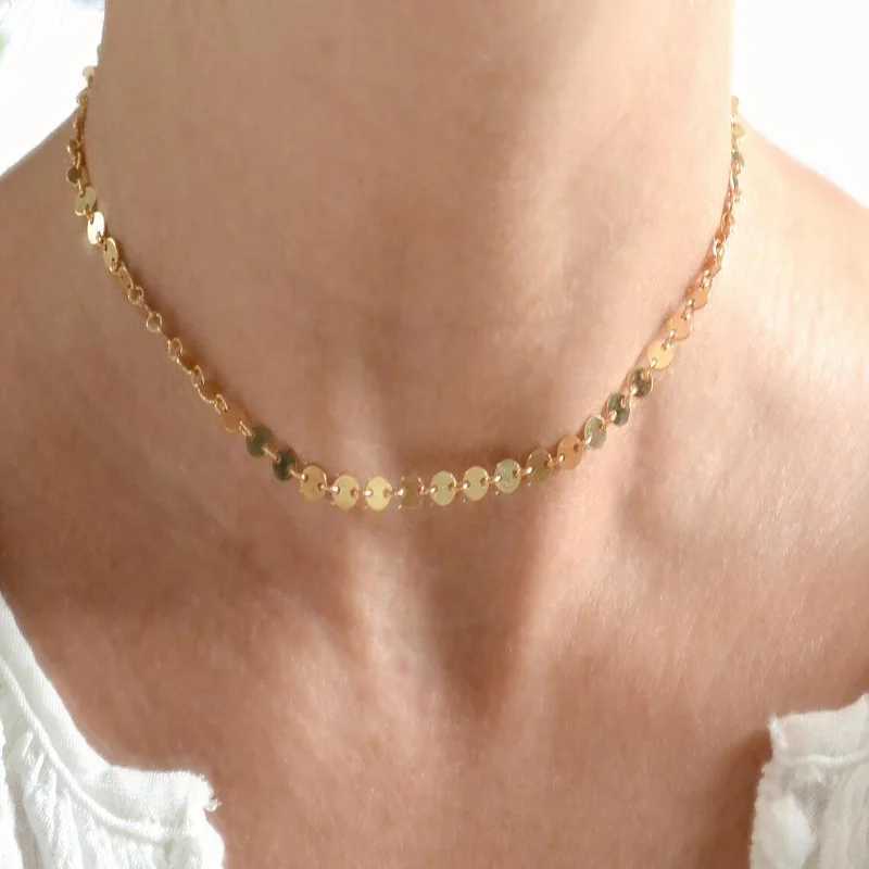 Golden Chain Chokers Necklaces for Women Small Round Metal Sequin Necklace Trendy Summer Bohemian Beach Clavicle Collar Jewelry V250625