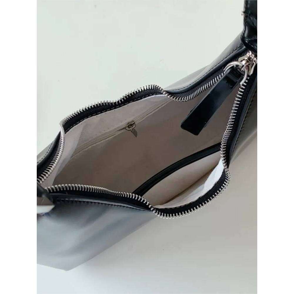 Handbag Women New Moon Shaped Dental Zipper Underarm Fashion Shoulder Bag PU Leather Retro Simple Hobo Bags