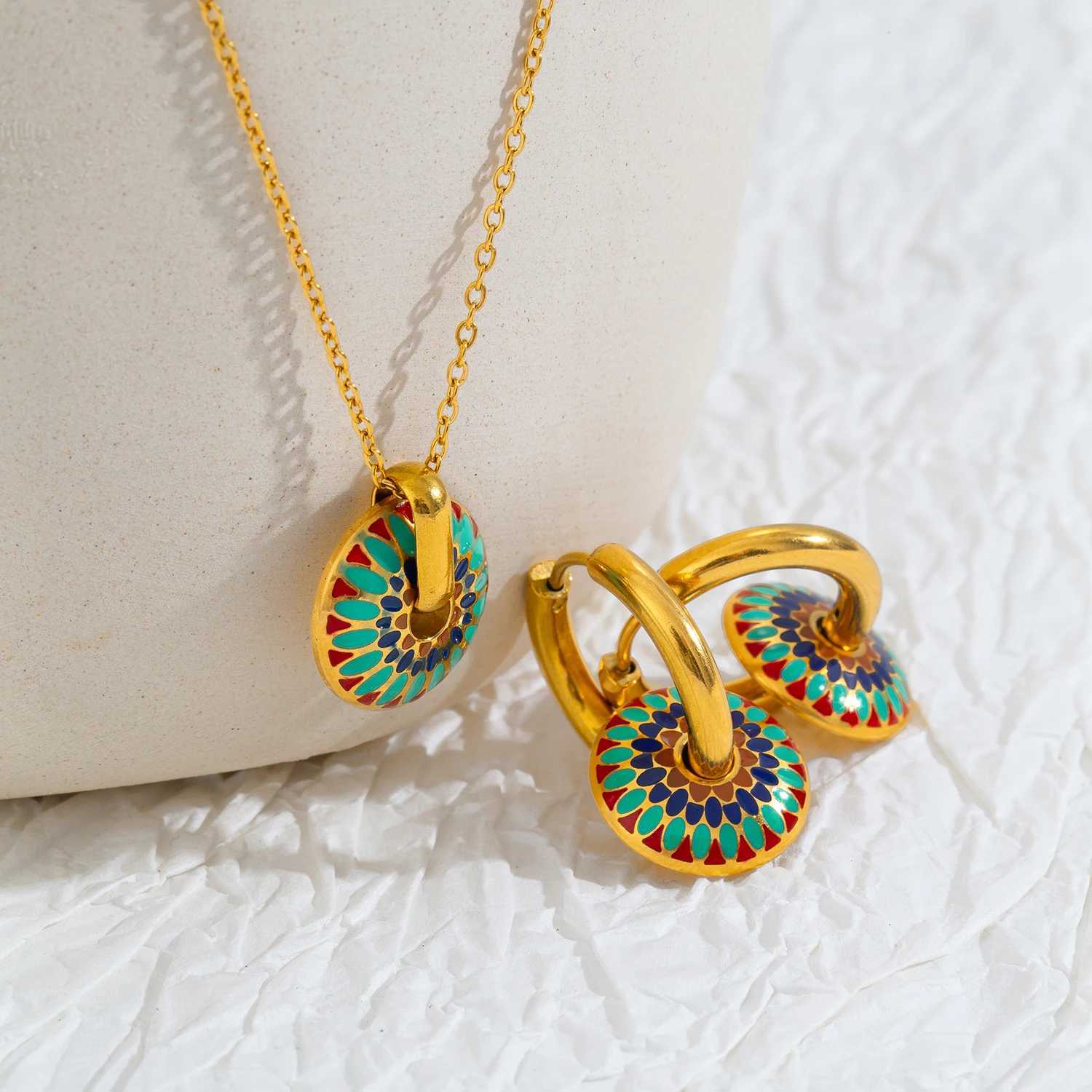18K Gold Plated Stainless Steel Painted Daisy Jewelry Set for Women Boho Floral Earrings Necklace Hypoallergenic Summer Gift X250625