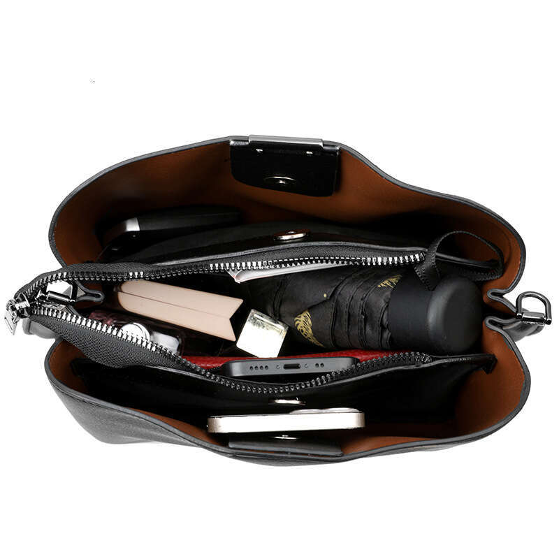 womens new style highend fashion versatile light luxury practical handbag shoulder commuter crossbody bag