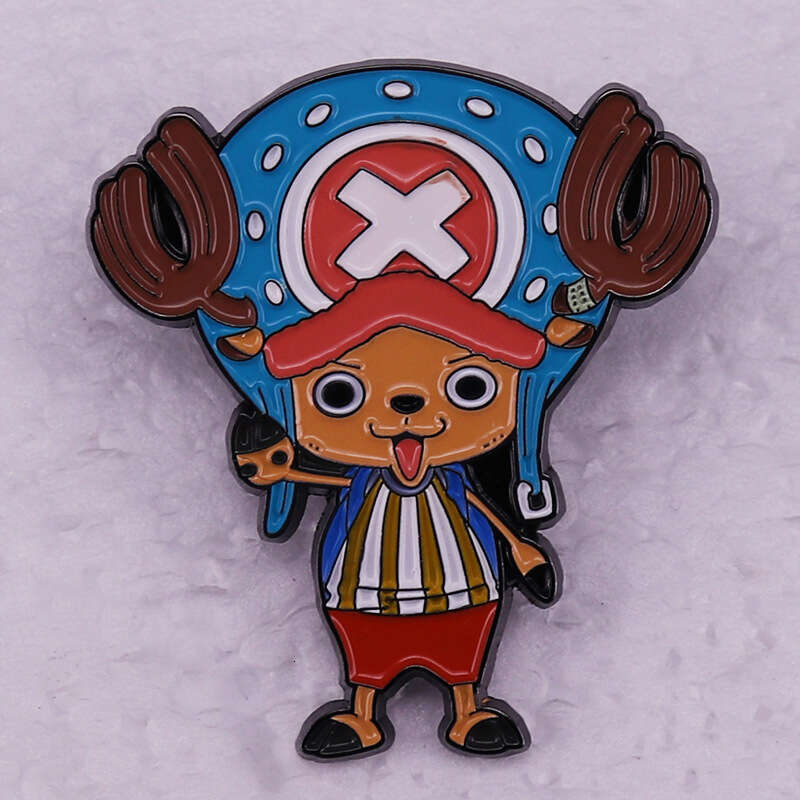 One Piece Anime Fan Gift Merchandise Chopper Reindeer Doctor Brooch Accessories Cartoon