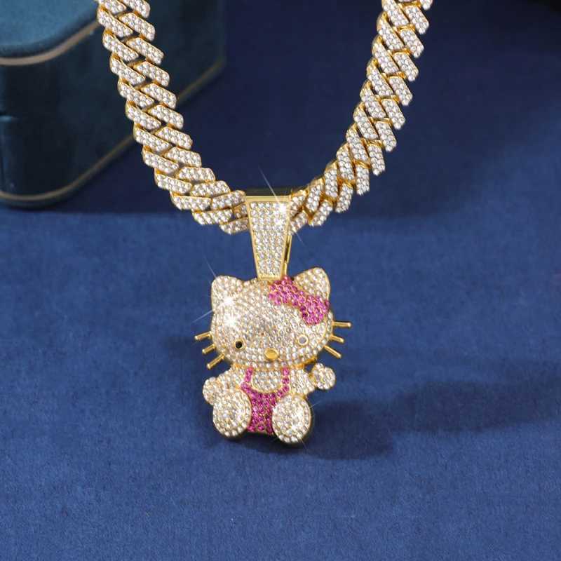 Sanrio Hello Kitty Necklace for Women Cartoon Full Diamond European and American Cute Cat Pendant Cuban Chain Jewelry Halloween w250625