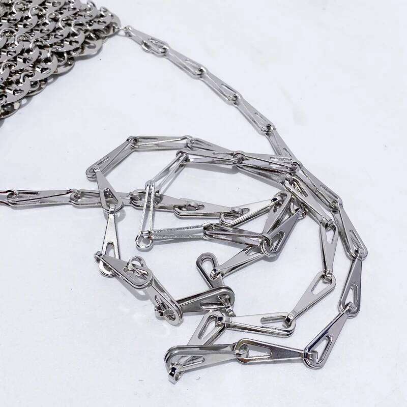 Metallic Ladies Evening Bags For Women Designer Handbags Purses 2024 New In Sequined Woven Hollow Out Mini Strap Shoulder