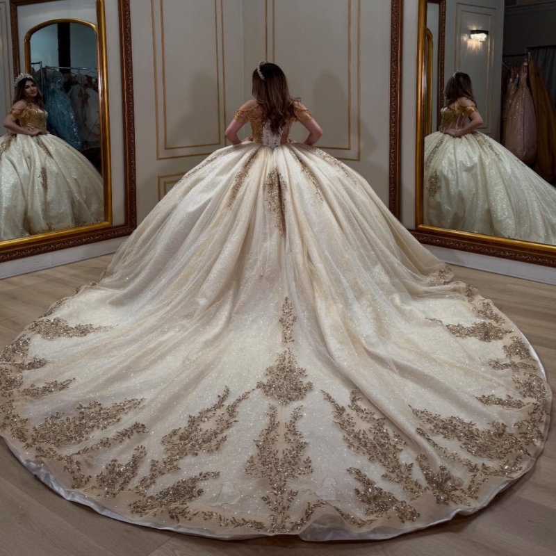 Champagne Shiny Quinceanera Dresses Ball Gown Off The Shoulder Applique Lace Beading Crystal Tull Corset Sweet 16 Dress Vestidos 15 Anos
