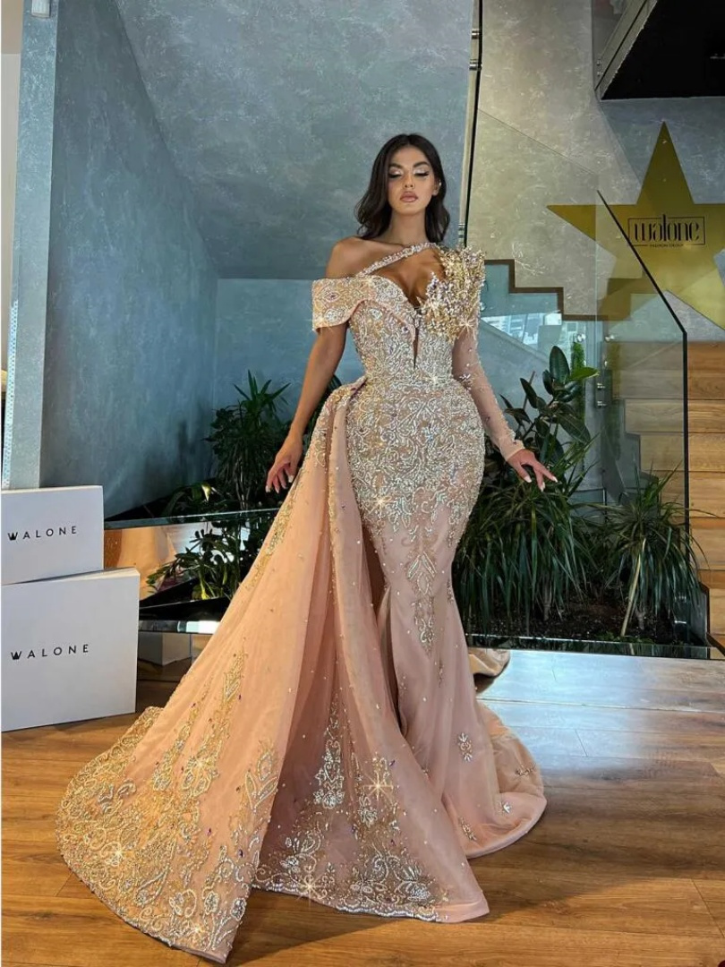 Gorgeous One Shoulder Prom Dresses Beaded Lace Evening Dress Detachable Train Rhinestones Appliques Party Gown Customized