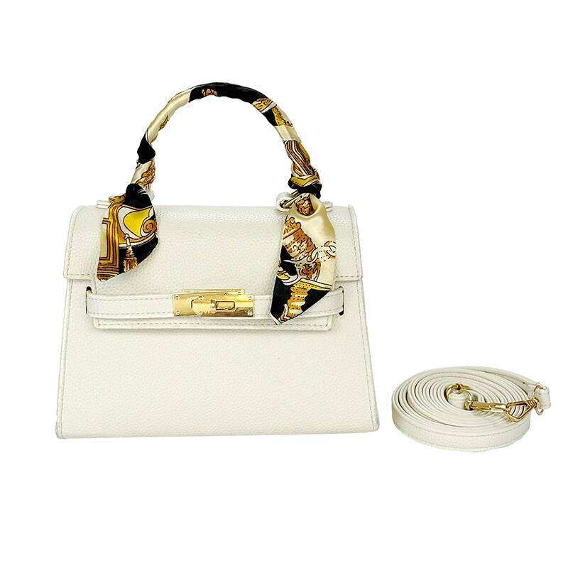 Vintage Inspired Leather Handbag For Women Bohemian Crossbody Shoulder Bag With Fringe Details Ladies Casual Fashion Purse