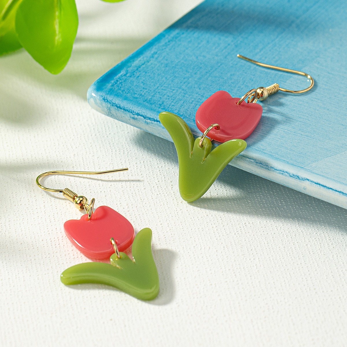 1 Pair of Pink Tulip Earrings Fresh Sweet Cute Delicate Small Acrylic Material Ins Style