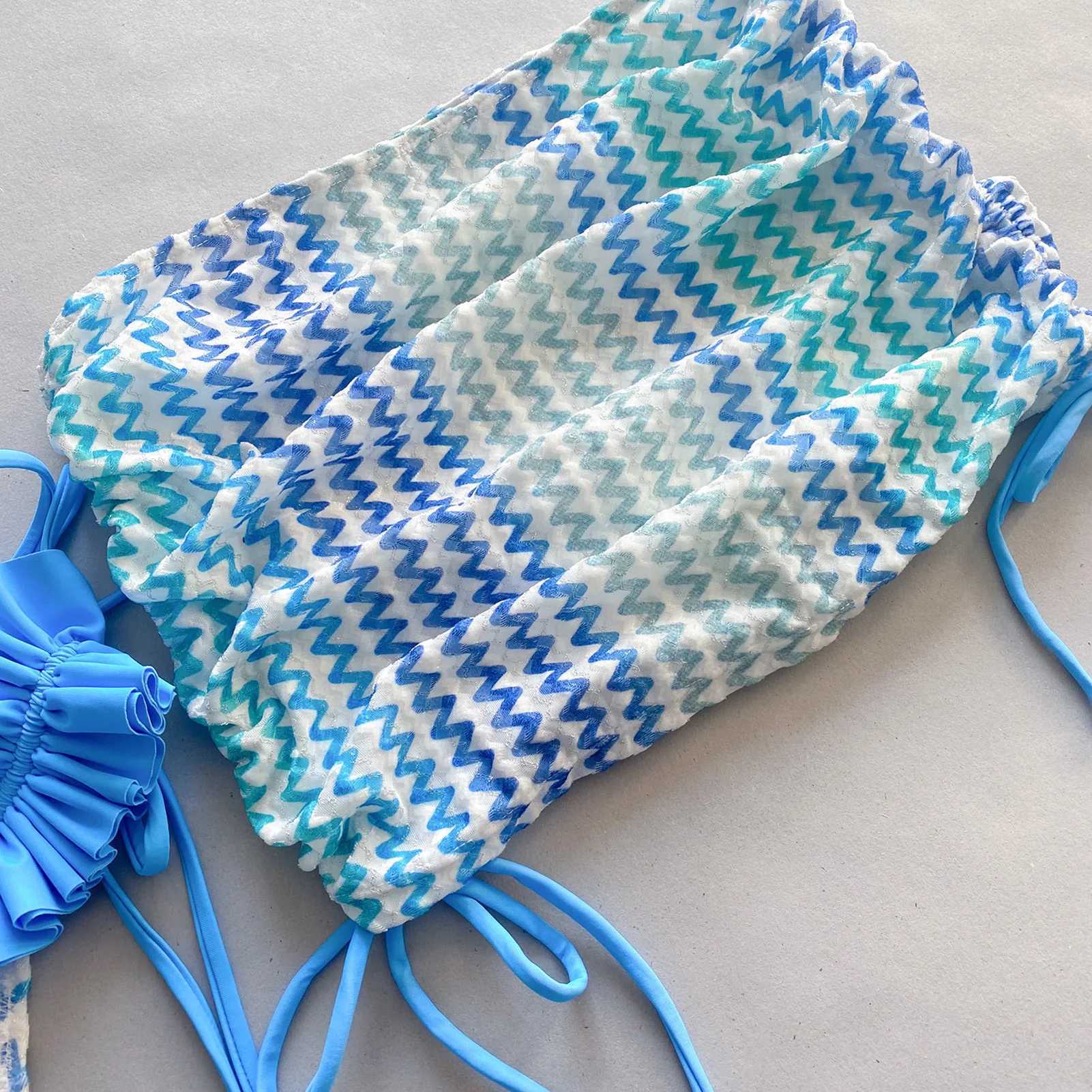 Women Swimsuit Ruffle Trim Halter Bikini Set with Lace-up Briefs Hip Wrapped Skirt Womens Summer Swimming Suit Beachwear Halter XJ250624