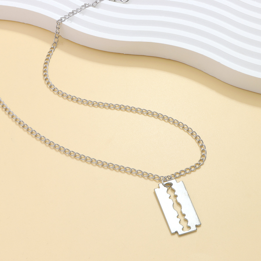 Blade men's and women's necklaces, bold and trendy, simple long sweater chain, men's pendant, personalized pendant