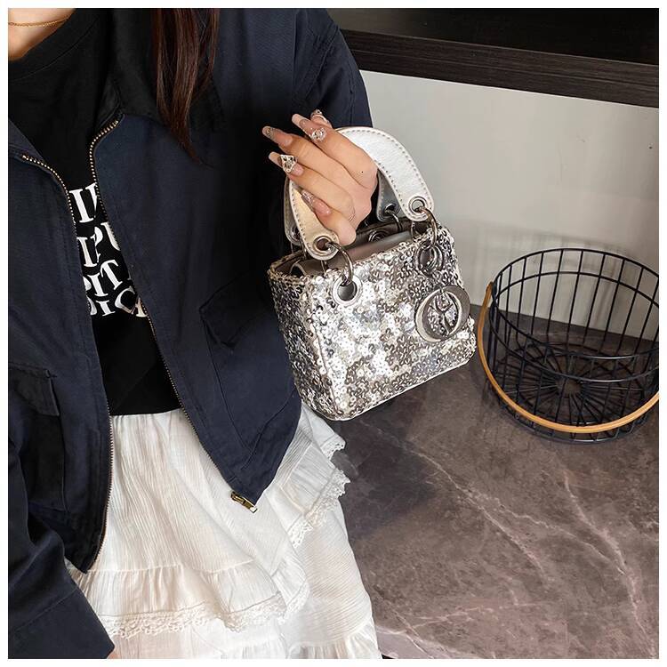 Free Shipping Designer Luxury High-end Internet Celebrity Princess Diana Bag Women's Fashion High-end Crossbody Small Bag Shiny Sequin Mini Handb