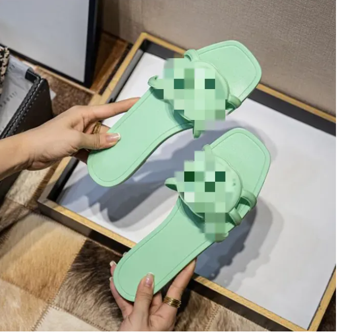 2025 summer new slides slipper women slides Straw Beach flat sandals Top quality Luxury designer slides for women shoes aa