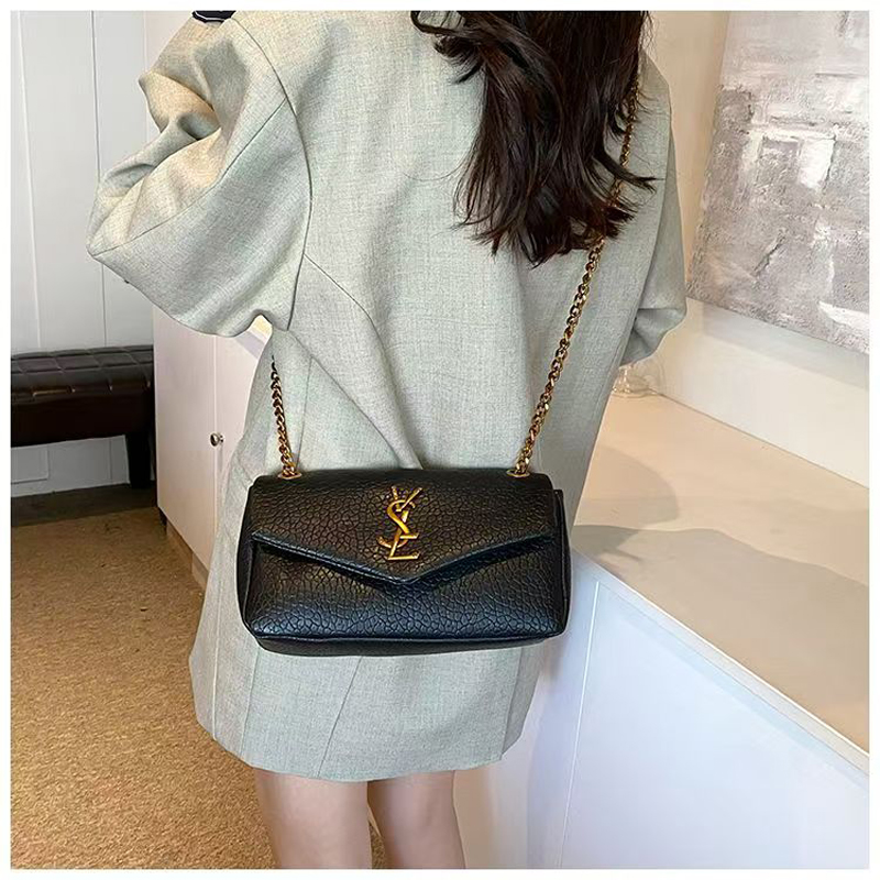 Designer bag women's bag fashionable small handbag shoulder bag underarm handbag crossbody bag easy to match for daily wear 2025