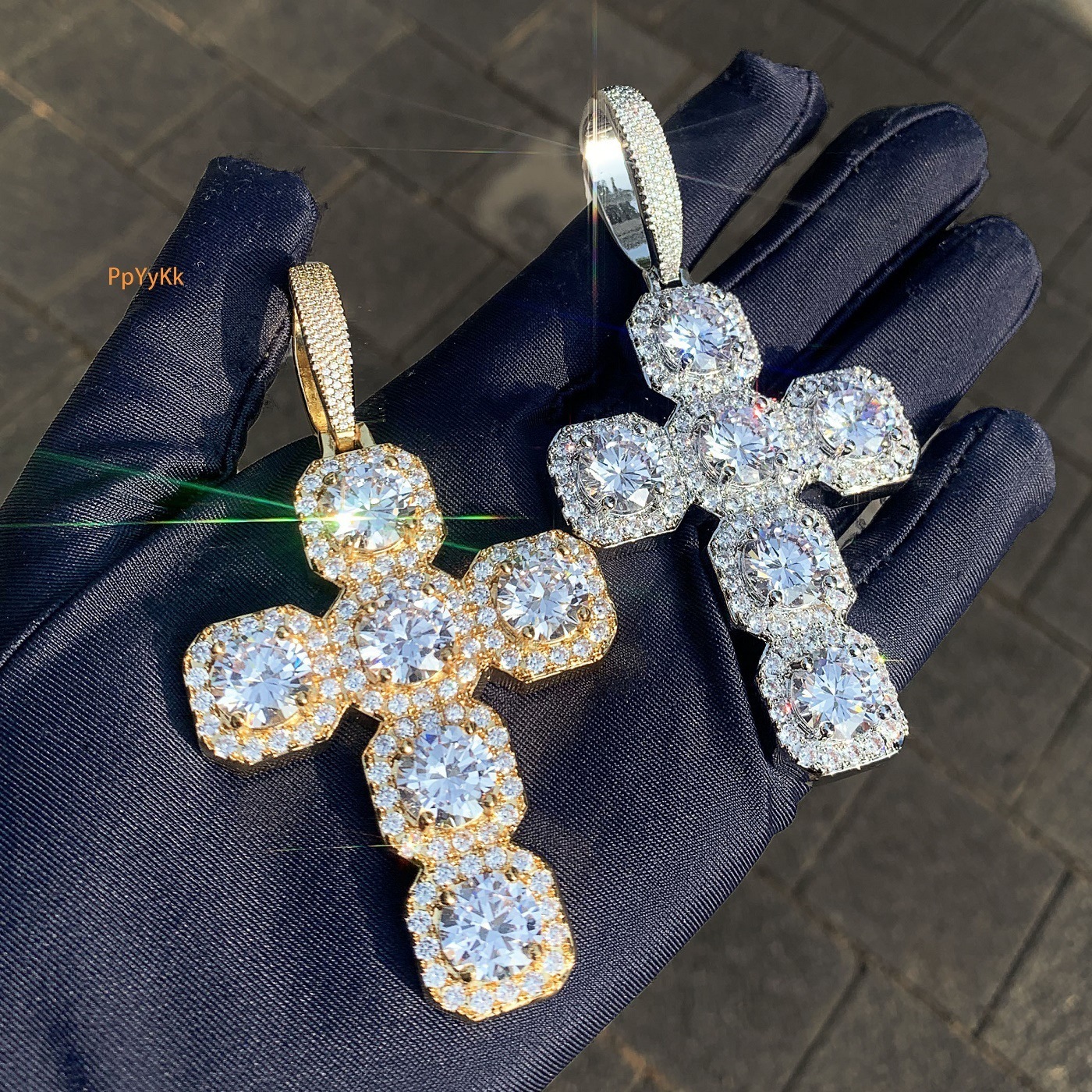 VVS Moissanite Jewelry Hip Hop Iced Out Cross Necklace Punk Personalized Unisex Couple Pendant Accessory Passes the Diamond Tester