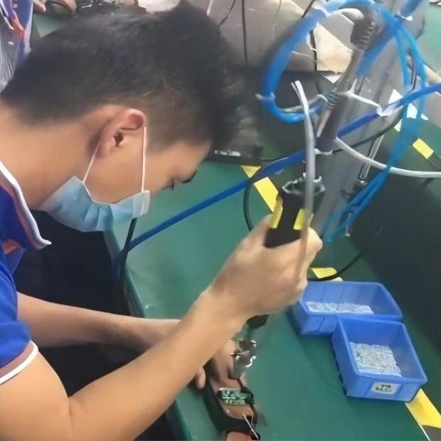Automatic screw feeding system with hand-held screwdriver; air-blow automation set