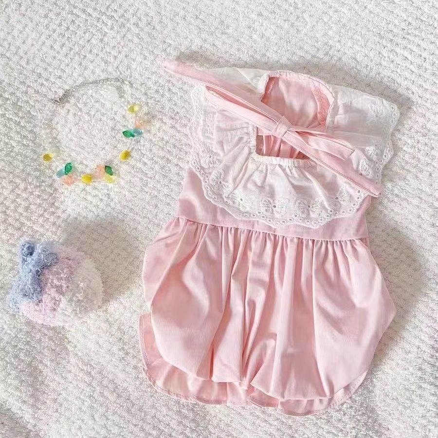 Summer Chic Animal Fashion: Lightweight Flowered Costume Gear for Your Pets