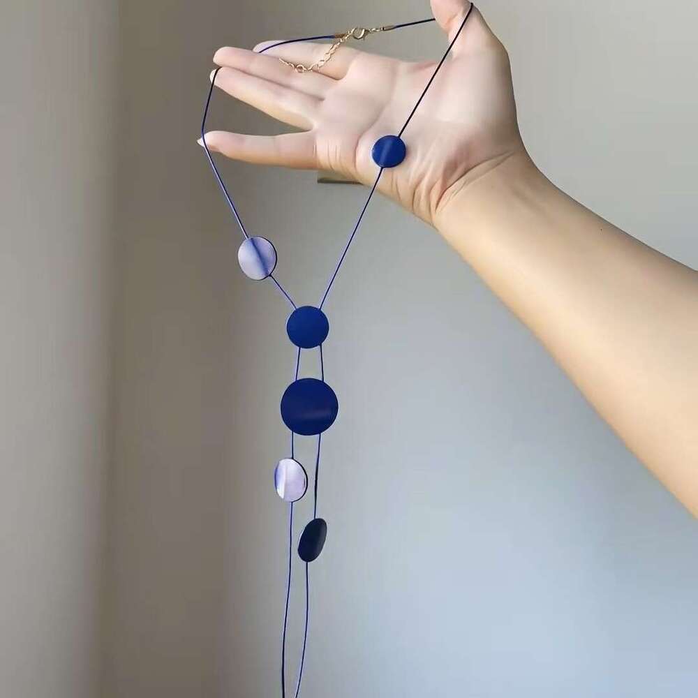 Hour~ Super Bright Klein Blue Irregular Disc Necklace Exaggerated Personality High-end Clavicle Chain