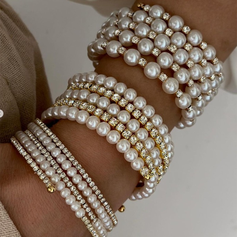 Womens Elegant Multilayer Stackable Pearls & Diamonds Stretch Band Jewelry